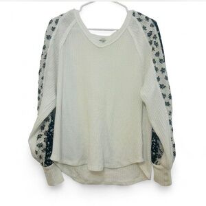 JODIFL—Floral Waffle Sweater